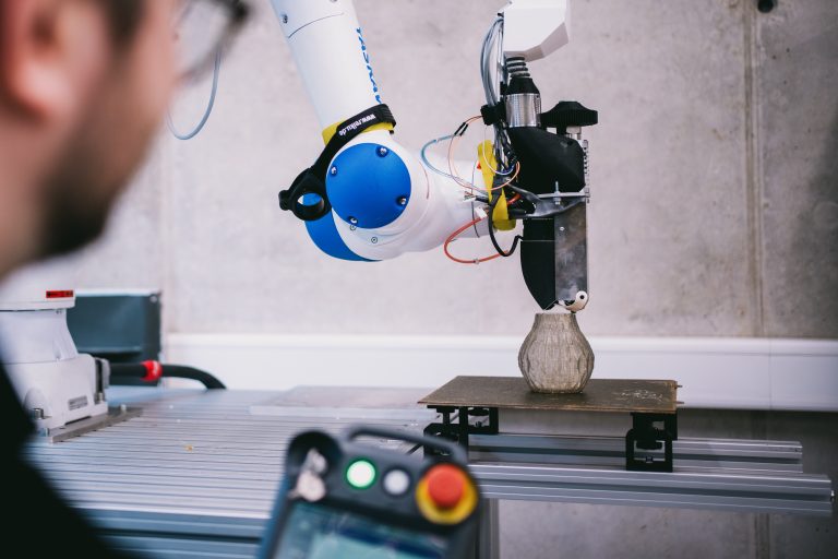 Mehr über den Artikel erfahren Mehrachsige additive Fertigung